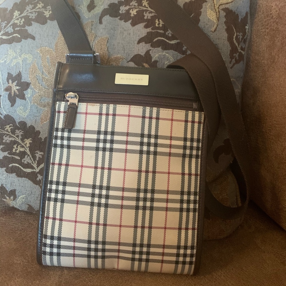 SOLD Sold Vintage Burberry Crossbody Bag